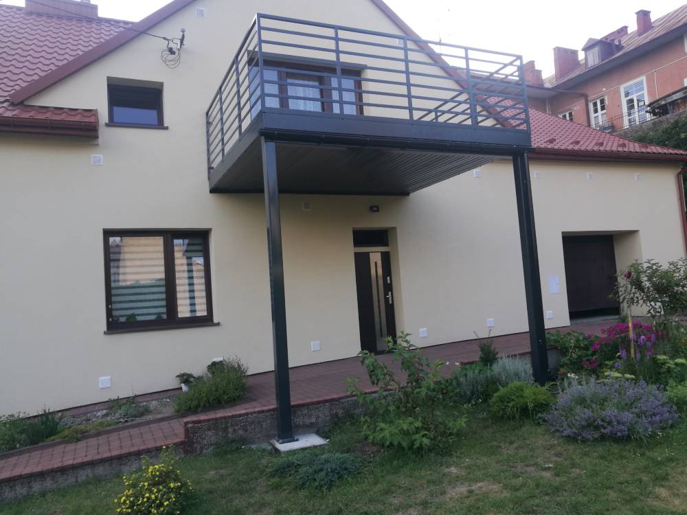 przedluzenie-balokonu-tarasu-mazurek-konstrukcje-stalowe-tarnow-malopolska (7).jpg