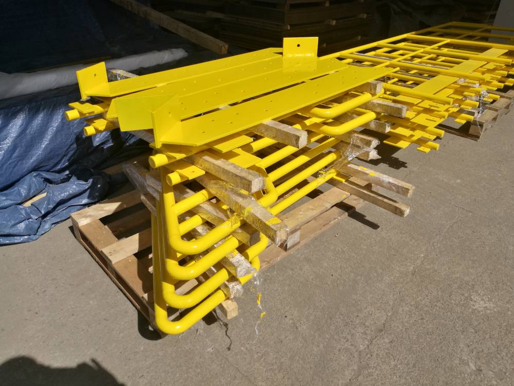 skwid-wiaty-nalewaka-pomosty-balustrady-podpory-mazurek-konstrukcje-stalowe-tarnow-malopolska (5).jpg