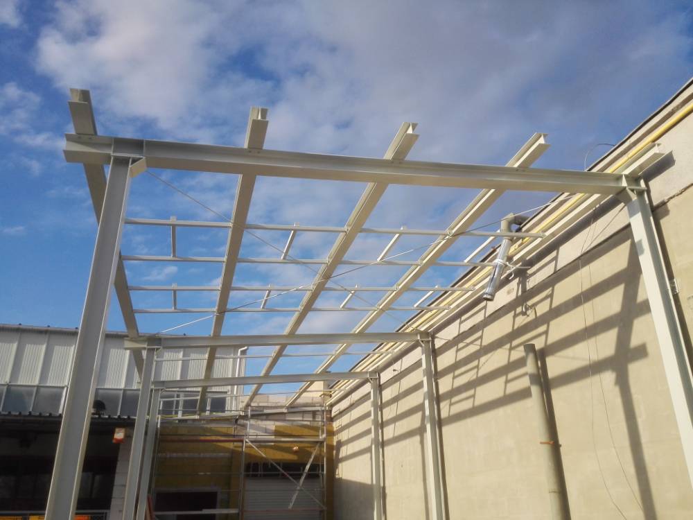 Konstrukcja_zadaszenia_rampy_rafineria_Orlen_Jedlicze_Mazurek_konstruckje_stalowe_Tarnow_Malopolska_12.jpg
