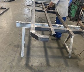 Balustrady_przemyslowe_dla_pkp_Mazurek_kosntrukcje_stalowe_Tarnow_Malopolska  (4).JPG