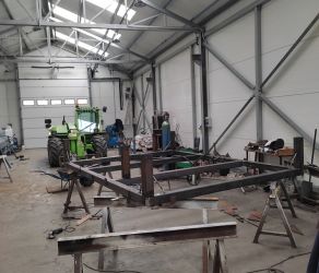 Konstrukcja_stalowa_pylon_reklamowy_Mazurek_konstrukcje_stalowe_Tarnow_Malopolska (1).jpg