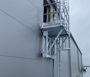 drabiny_stalowe_i_podesty_przemyslowe_Mazurek_konstrukcje_stalowe_Tarnow_Malopolska  (14) — kopia.JPG