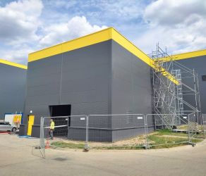 Konstrukcja stalowa Hali K-Flex Uniejow Mazurek Konstruckje stalowe Malopolska Tarnow (2).jpg