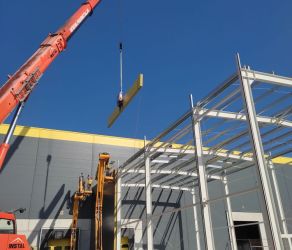 Konstrukcja stalowa Hali K-Flex Uniejow Mazurek Konstruckje stalowe Malopolska Tarnow (22).jpg