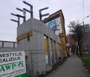 Konstrukcja_nad_Patio_Mc_Donalds_Ruda_Slaska_Mazurek_Konstrukcje_stalowe_malopolska_Tarnow_8.jpg