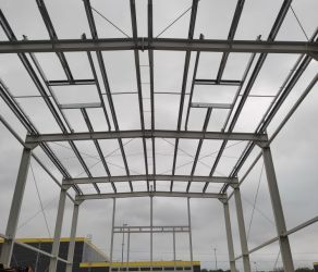 Konstrukcja stalowa Hali K-Flex Uniejow Mazurek Konstruckje stalowe Malopolska Tarnow (19).jpg