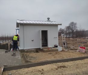 Kontenery_AKPiA_Mazurek_konstrukcje_stalowe_malopolska_Tarnow (4).jpg