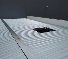 Konstrukcja stalowa Hali K-Flex Uniejow Mazurek Konstruckje stalowe Malopolska Tarnow (27).jpg