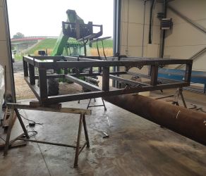 Konstrukcja_stalowa_pylon_reklamowy_Mazurek_konstrukcje_stalowe_Tarnow_Malopolska (2).jpg