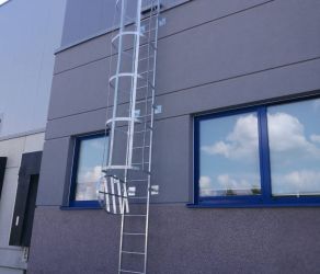 Drabiny__stalowe_Eurocash_Modlniczka_Mazurek_konstrukcje_stalowe_malopolska_Tarnow_8.jpg